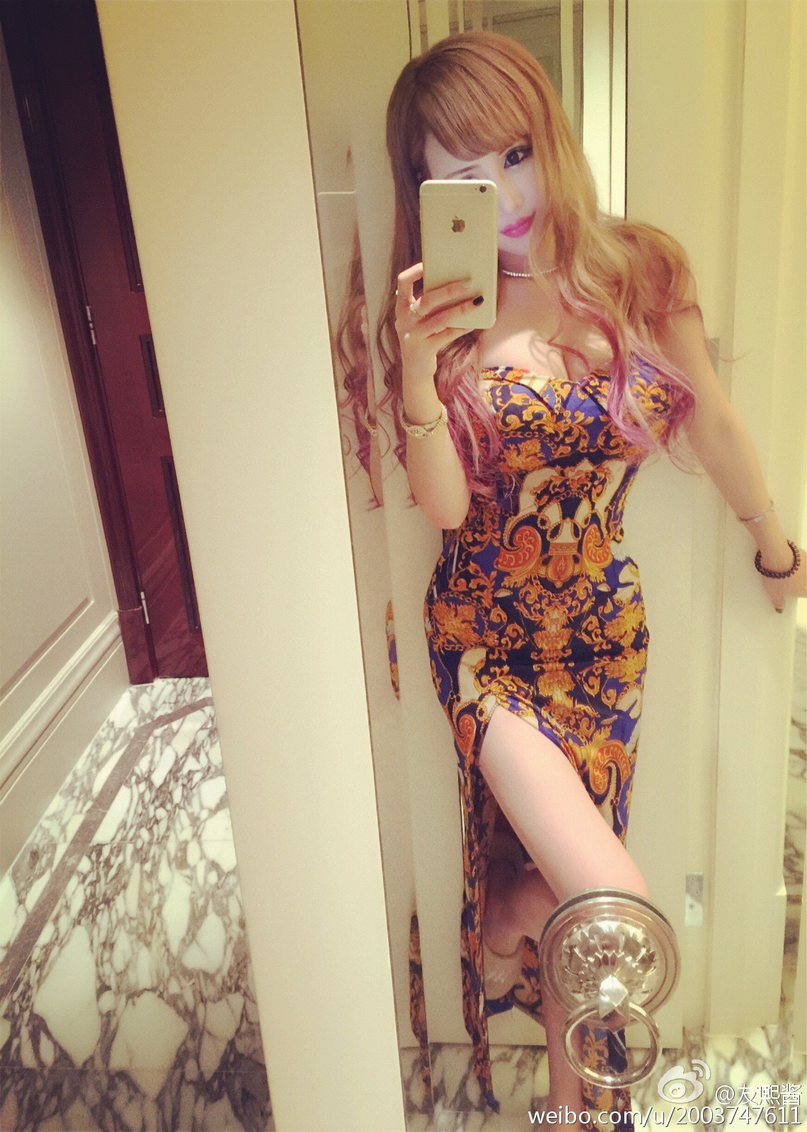 G罩美胸 火爆的辣子 友熙酱 微博自拍破解私密图片 3